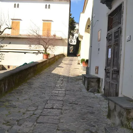 Amalfi View בית נופש *